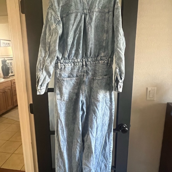 We The Free Washed Blue Denim Jumpsuit - Picture 4 of 4